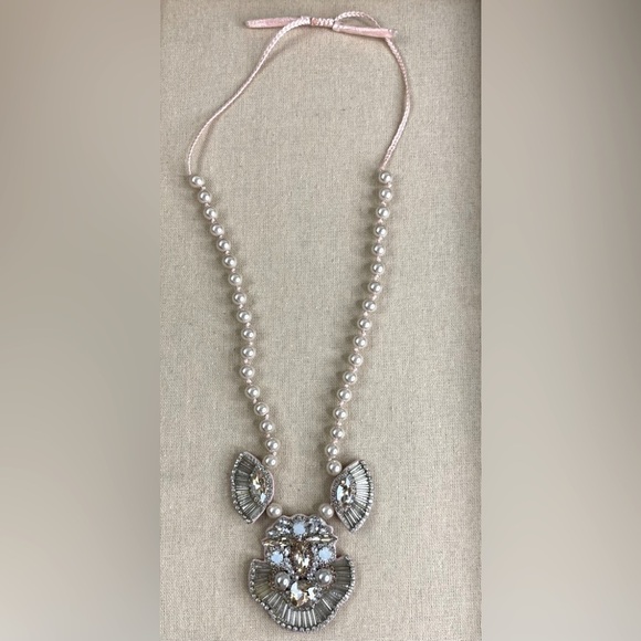 Chloe + Isabel Jolie Convertible Pendant Neckalce - Picture 2 of 5